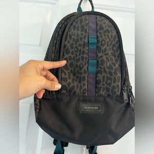 Dakine mini backpack, barely used. Awesome color pattern!